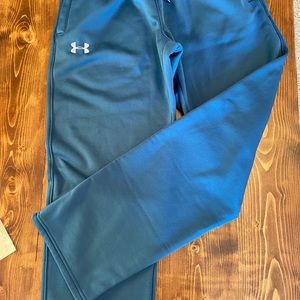Men’s medium Under Armour sweatpants